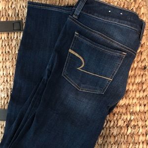 American Eagle Dark Wash Jegging size 10